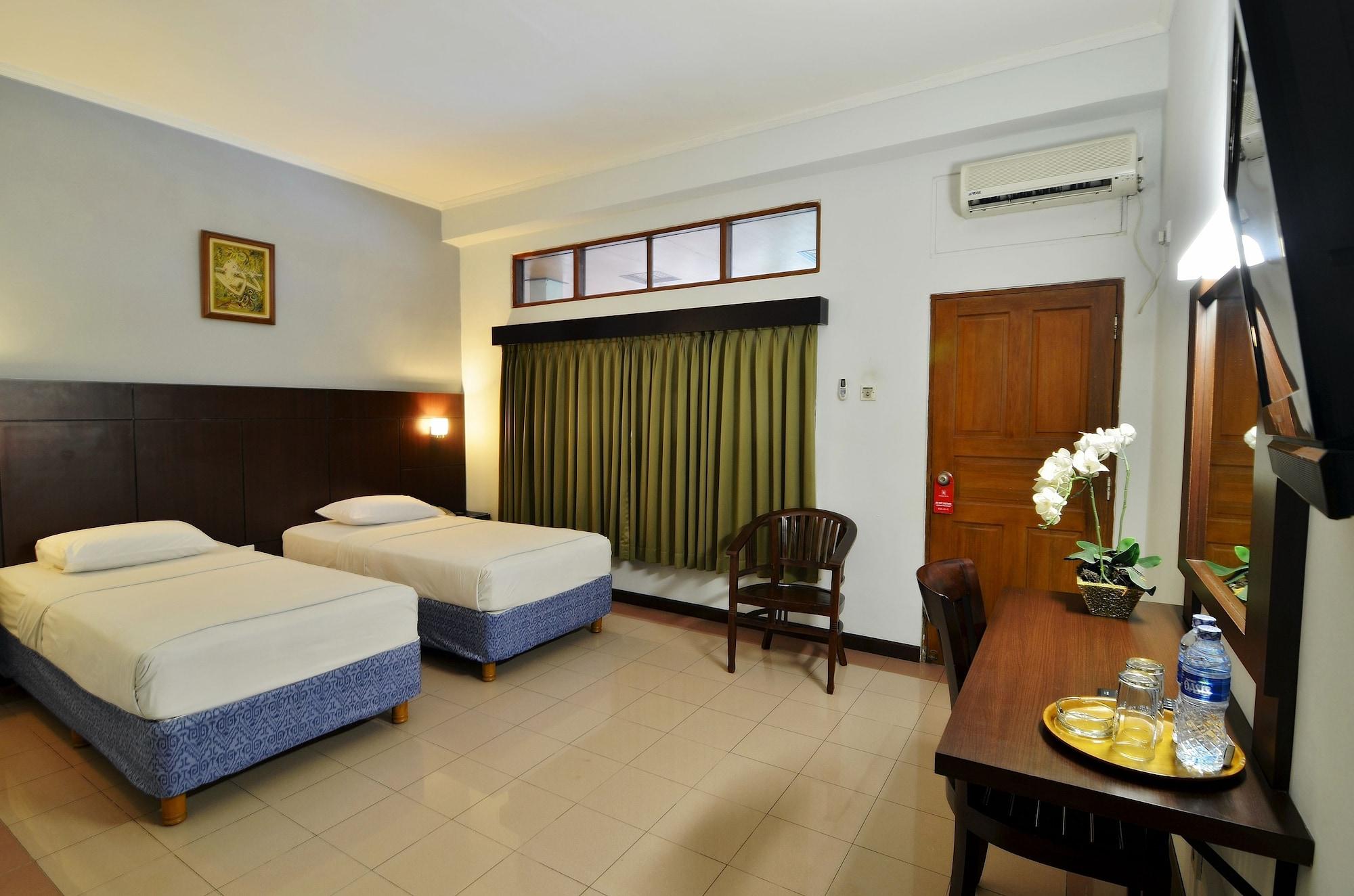 Rosani Hotel Kuta Lombok Exterior foto